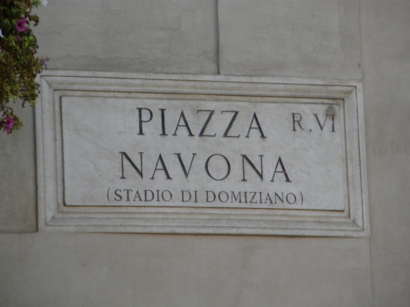 Roms udendørs dagligstue Piazza Navona Domitians Stadion