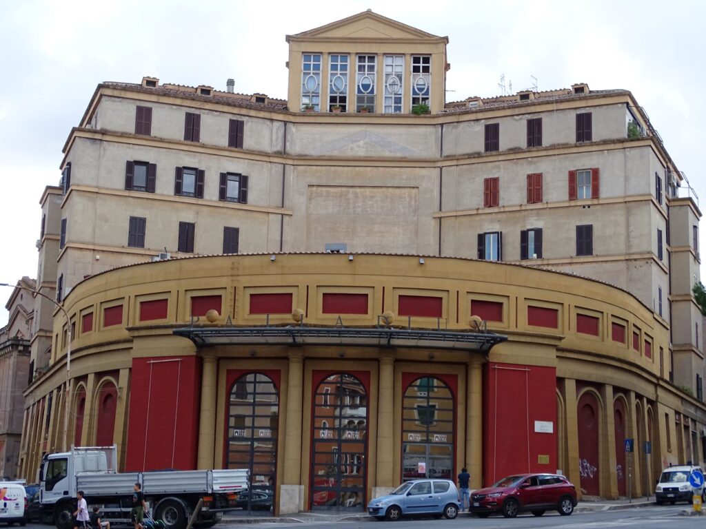 Garbatella Palladium Piazza Bartolomeo Romano