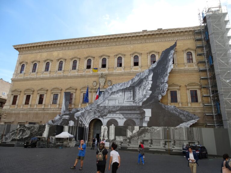 På besøg i Palazzo Farnese i Rom